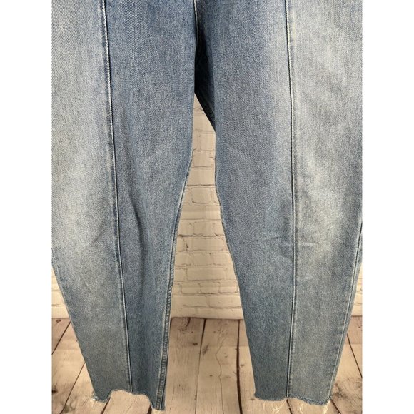 BDG Urban Outfitters Dad Slim Tapered Fit Light Wash Distressed Jeans (36 x 29) - Picture 10 of 13